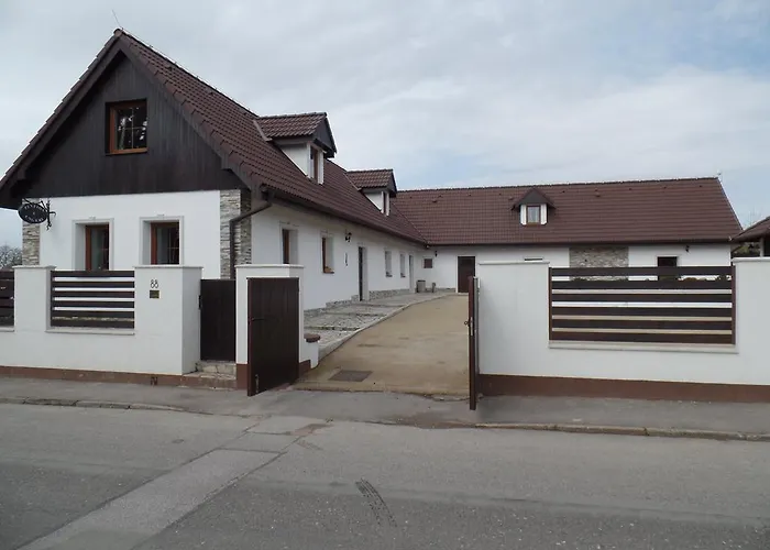 Gasthuis U Ungeru Dětenice